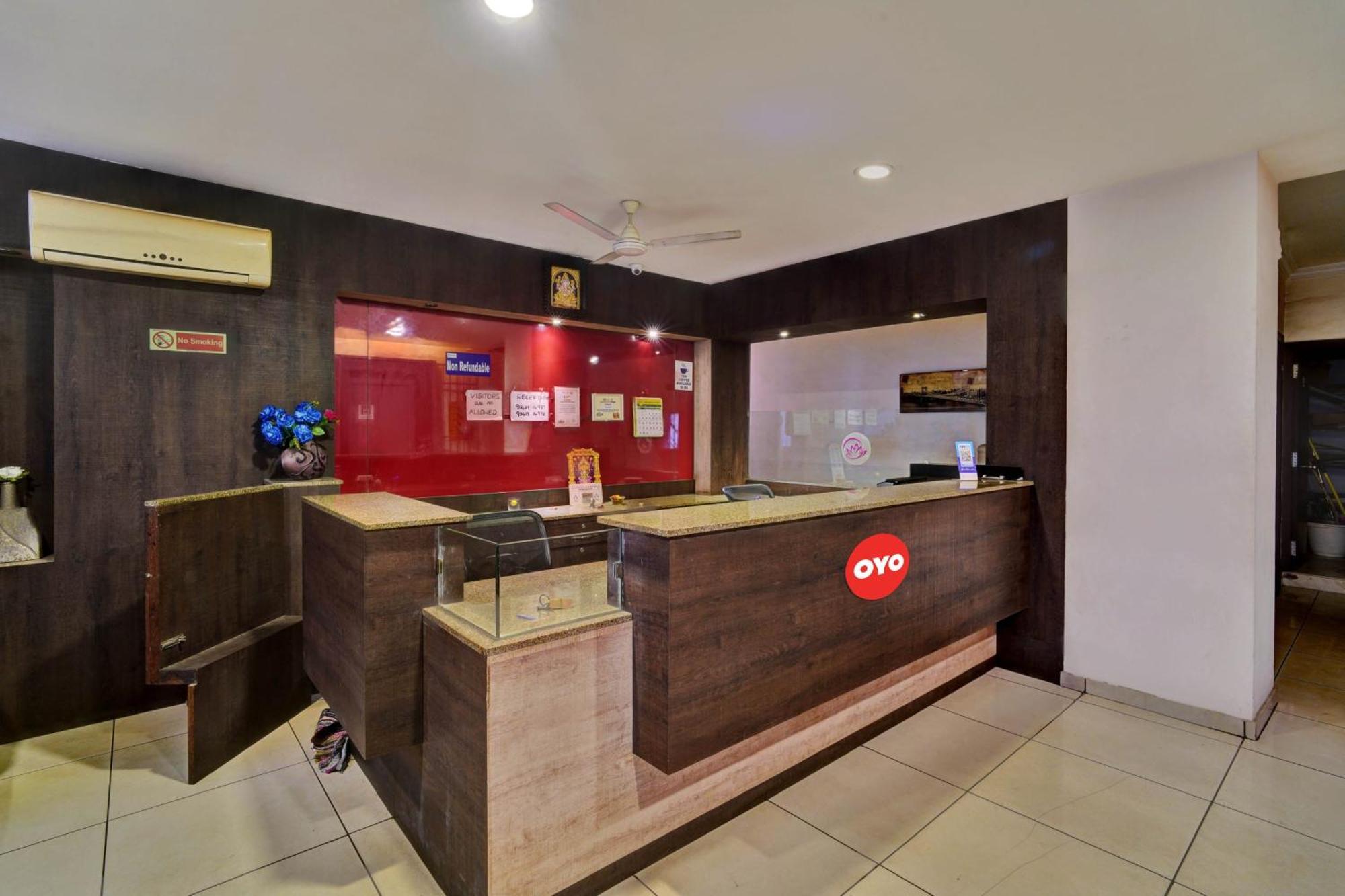 Hotel O Jk Inn 蒂鲁布尔 外观 照片