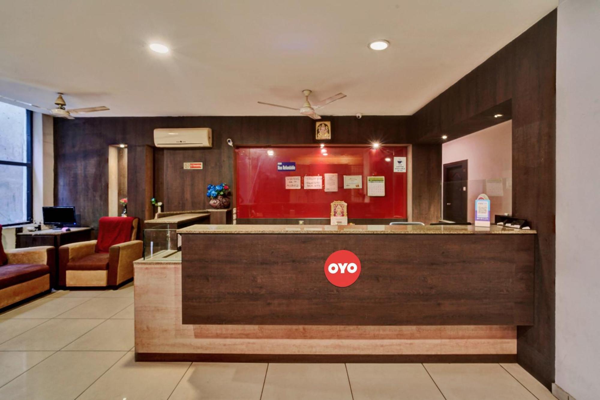 Hotel O Jk Inn 蒂鲁布尔 外观 照片